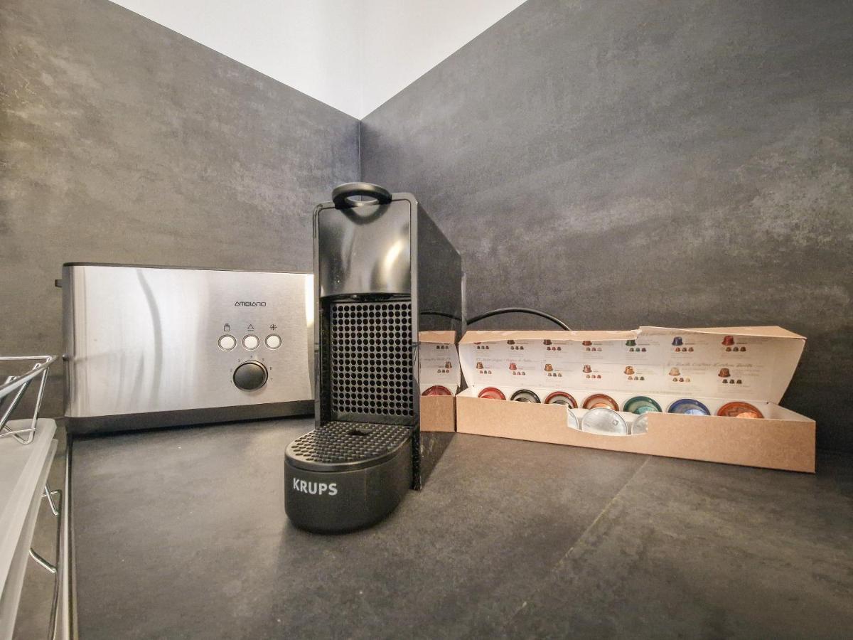 Feelhome - Design Apartment - Kitchen - Kingbed - Smart Tv 维也纳 外观 照片